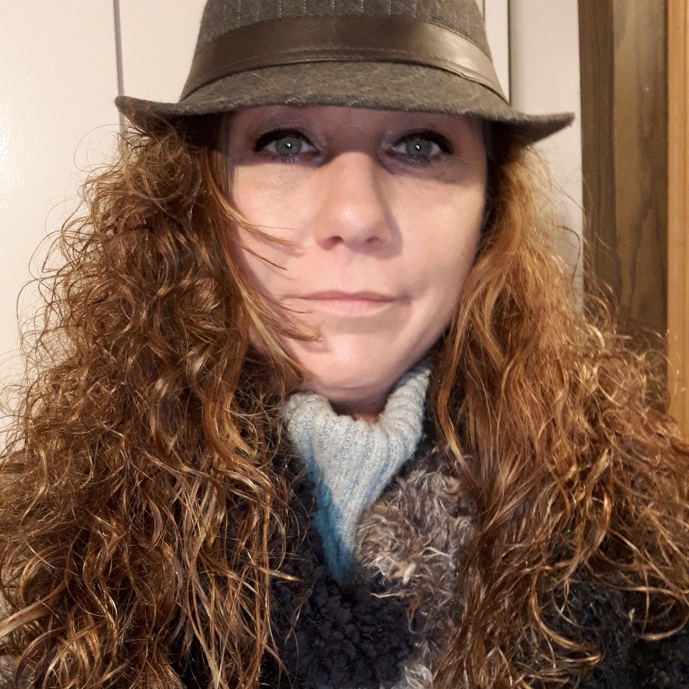 Meet your Posher, Elysia
